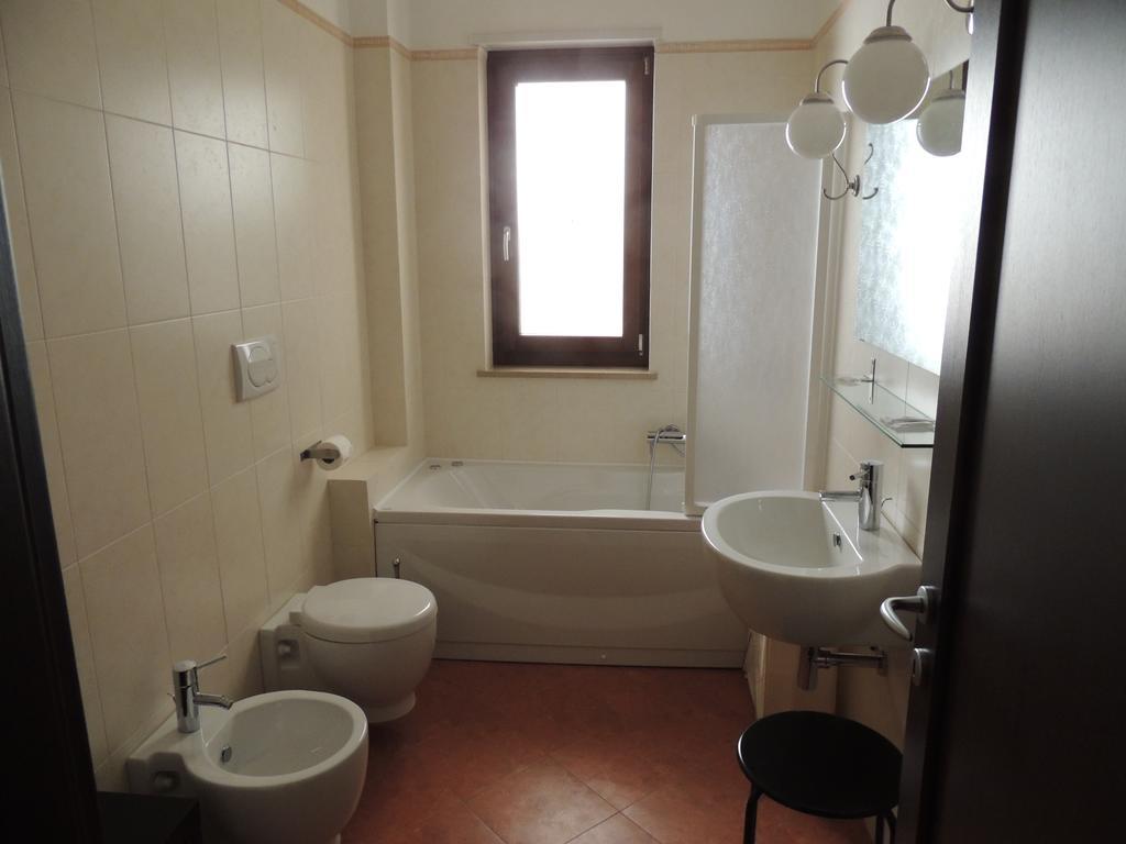Domus Taranto Unica Sede Hotel Værelse billede